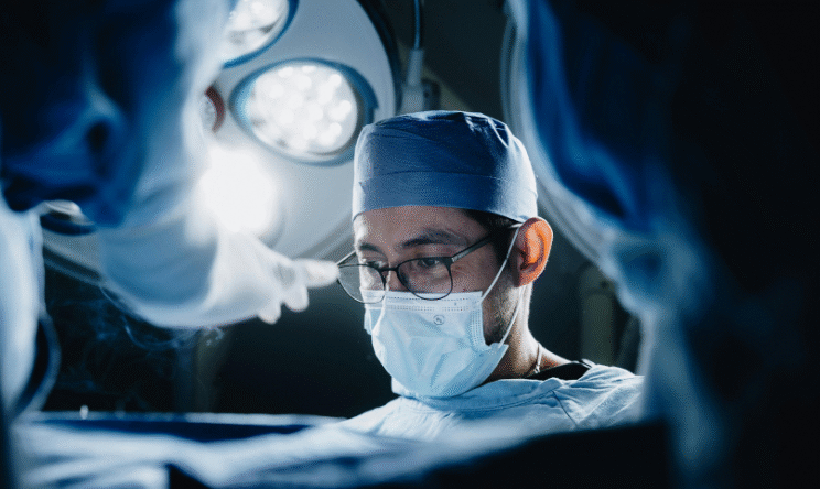 minimally-invasive-gynecological-surgeries-benefits-risks-recovery